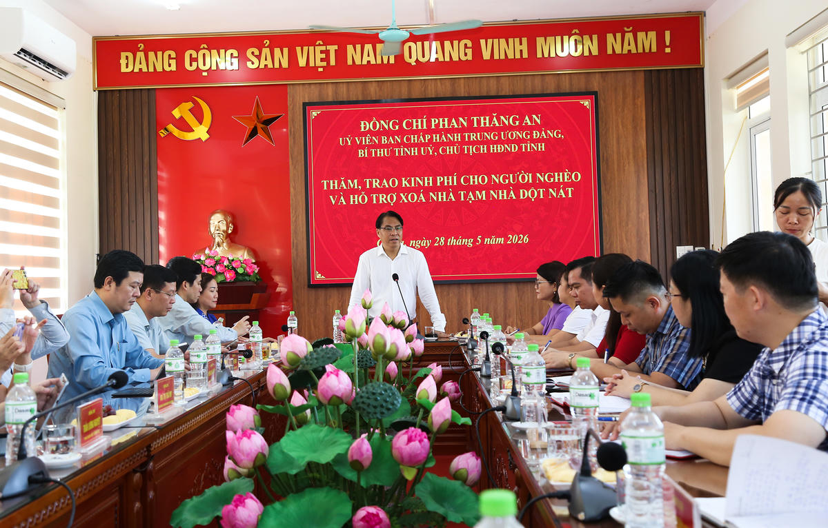 Bí thư Tỉnh ủy Cao Bằng thăm, động viên cán bộ, nhân dân 5 xã vùng cao, biên giới