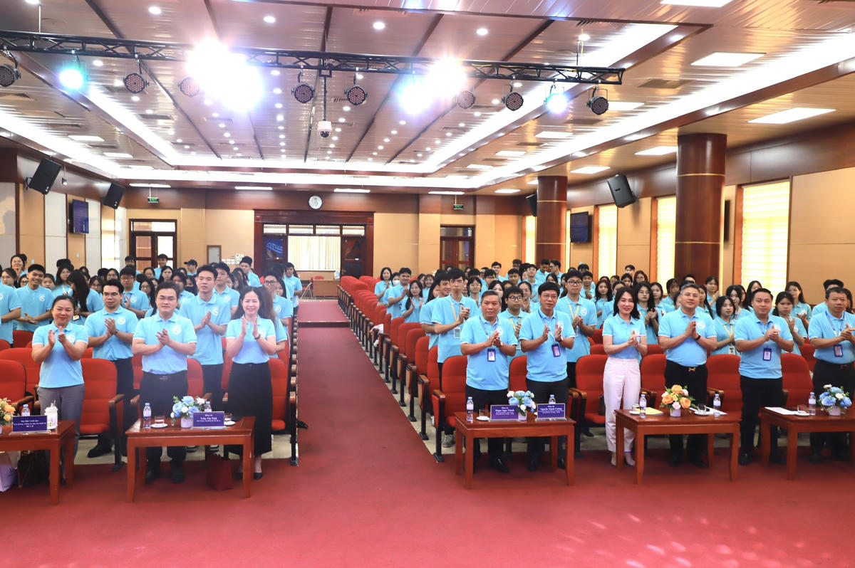 Lễ mít tinh hưởng ứng Ngày Thế giới không thuốc lá, Tuần lễ quốc gia không thuốc lá năm 2026. Ảnh: LH