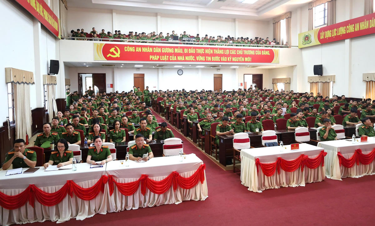Quang cảnh buổi tập huấn. Ảnh: CĐ.
