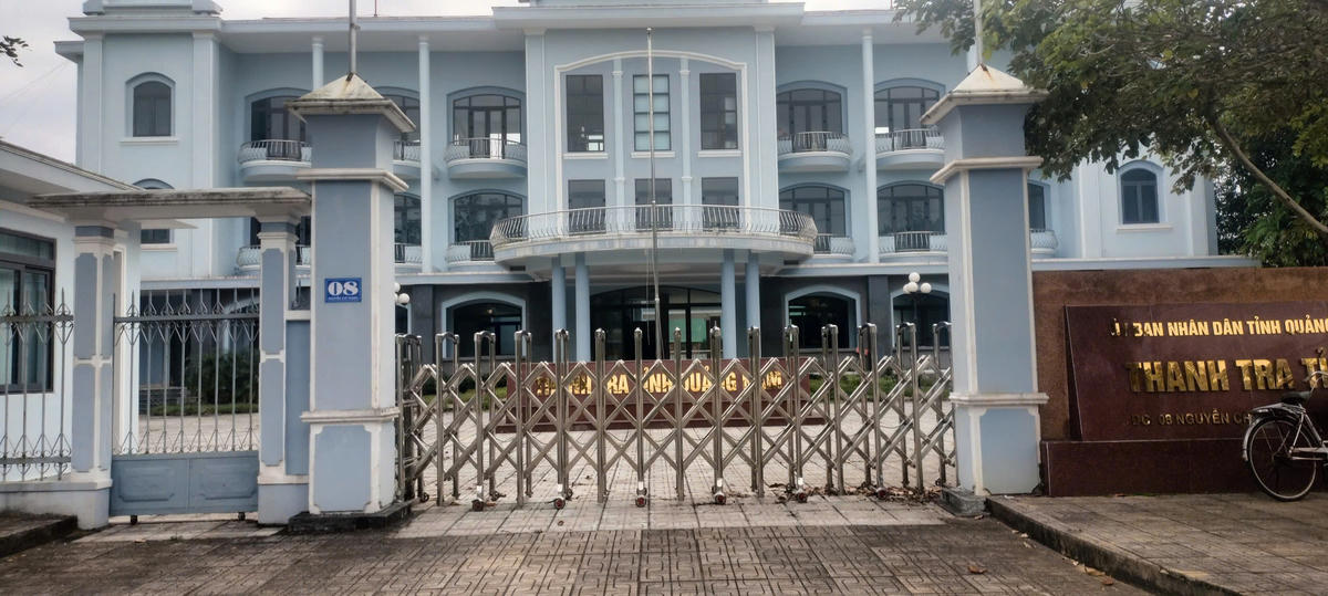 Một trụ sở trên địa bàn phường Bàn Thạch, TP Đà Nẵng bỏ không. Ảnh: TT.