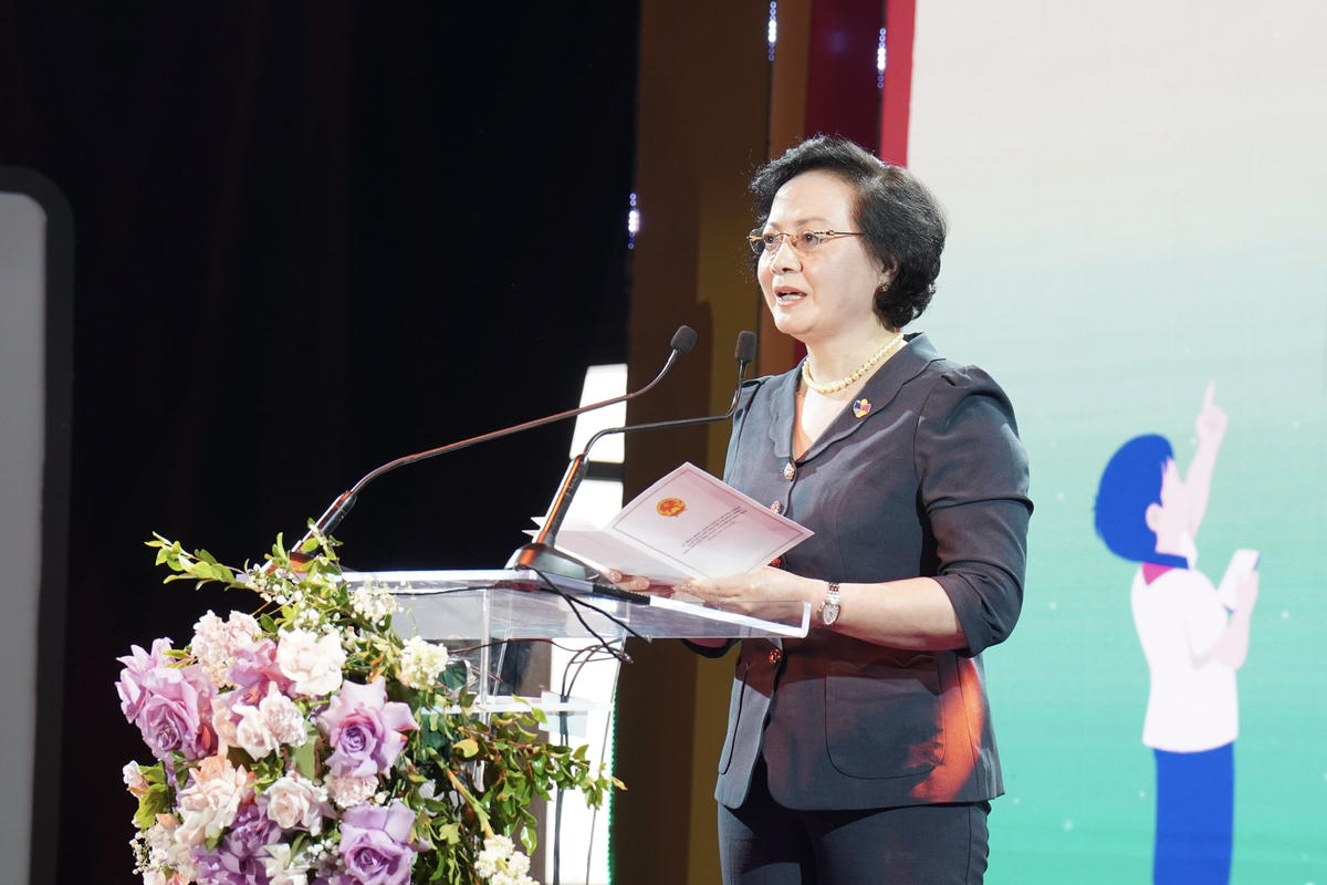 Phó Thủ tướng Phạm Thị Thanh Trà phát biểu tại Lễ phát động chương trình Bảo vệ và hỗ trợ trẻ em phát triển trên môi trường mạng Giai đoạn 2026 - 2030. Ảnh: LT