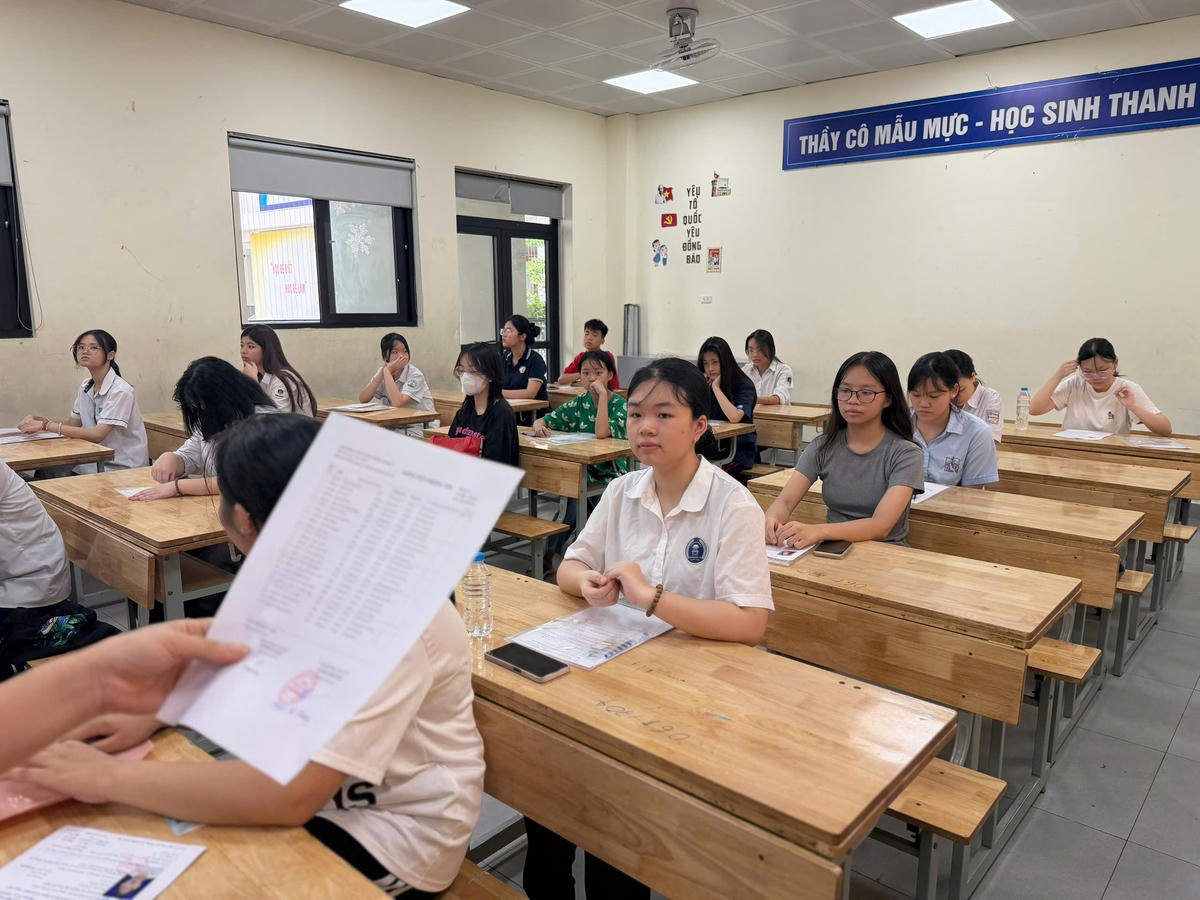 Theo kế hoạch, ngày 30-31/5, các em thi các môn đại trà gồm Ngữ văn, Toán và Ngoại ngữ; ngày 1/6 thi các môn chuyên.