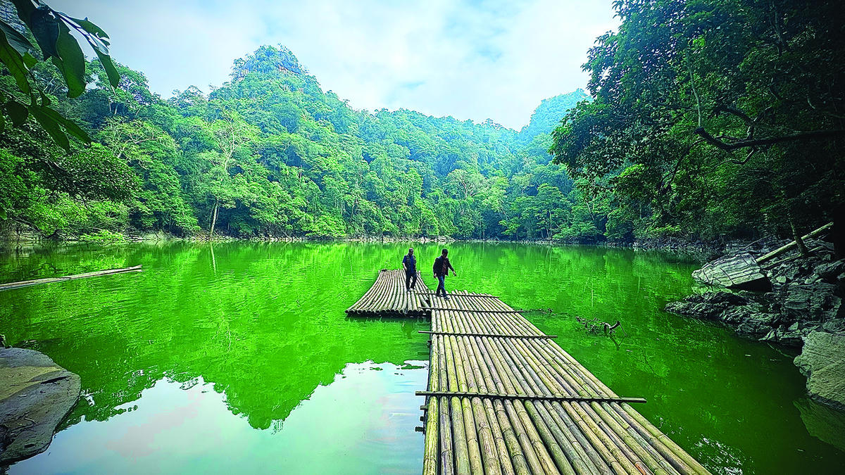 Vẻ đẹp Ao Tiên.&nbsp;