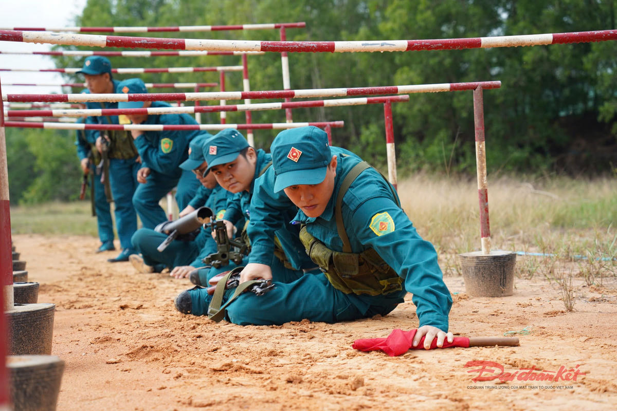 Rèn luyện bản lĩnh, nâng cao sức mạnh dân quân tự vệ TP Hồ Chí Minh