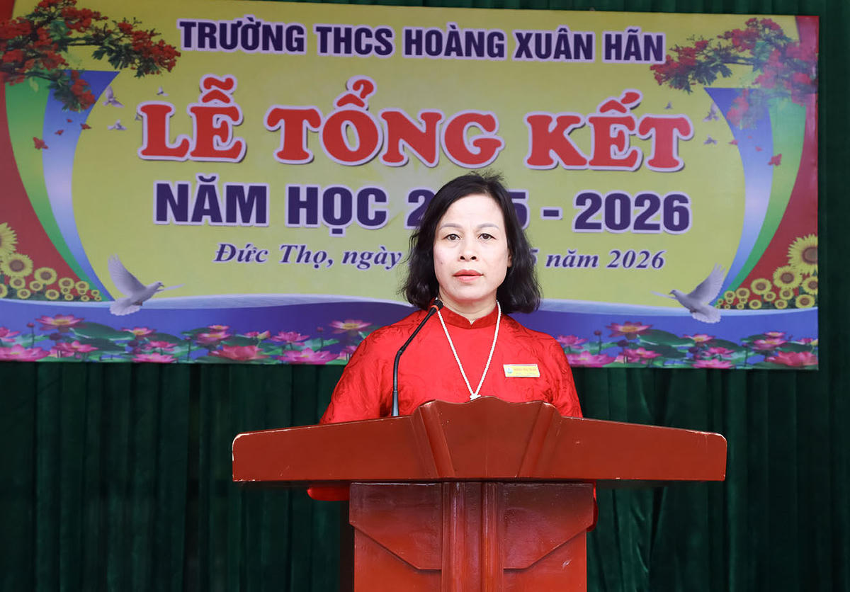 Bà Đặng Thị Trâm, Hiệu trưởng Trường THCS Hoàng Xuân Hãn. Ảnh: NL