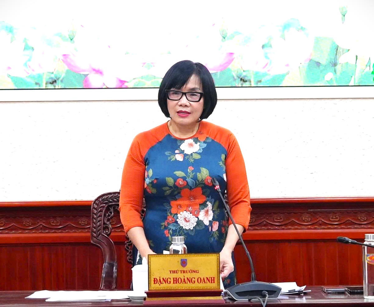 Thứ trưởng Bộ Tư pháp Đặng Hoàng Oanh.
