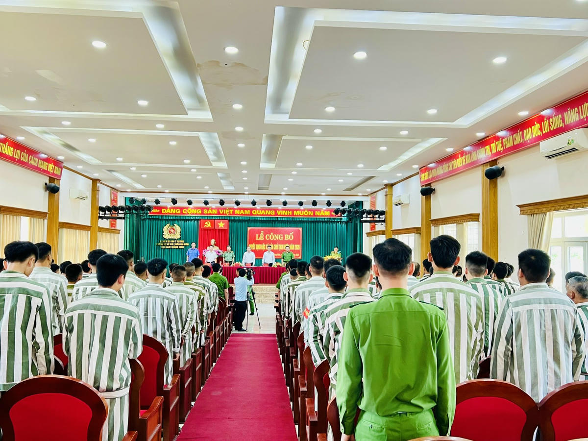 Lễ công bố&nbsp; quyết định đặc xá của Chủ tịch nước năm 2026 được tổ chức tại Trại giam Quảng Ninh. Ảnh: PT.