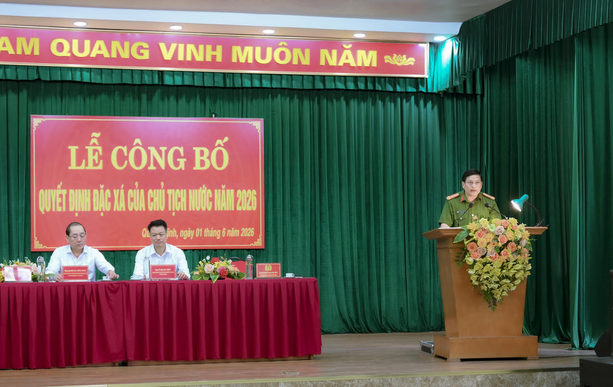 Đại tá Nguyễn Quang Huy, Giám thị Trại giam Quảng Ninh phát biểu đáp từ tại Lễ công bố. Ảnh: PT.&nbsp;