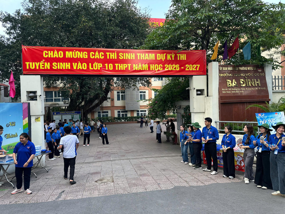 Gần 17.000 lượt thí sinh cạnh tranh suất vào 4 trường THPT chuyên Hà Nội