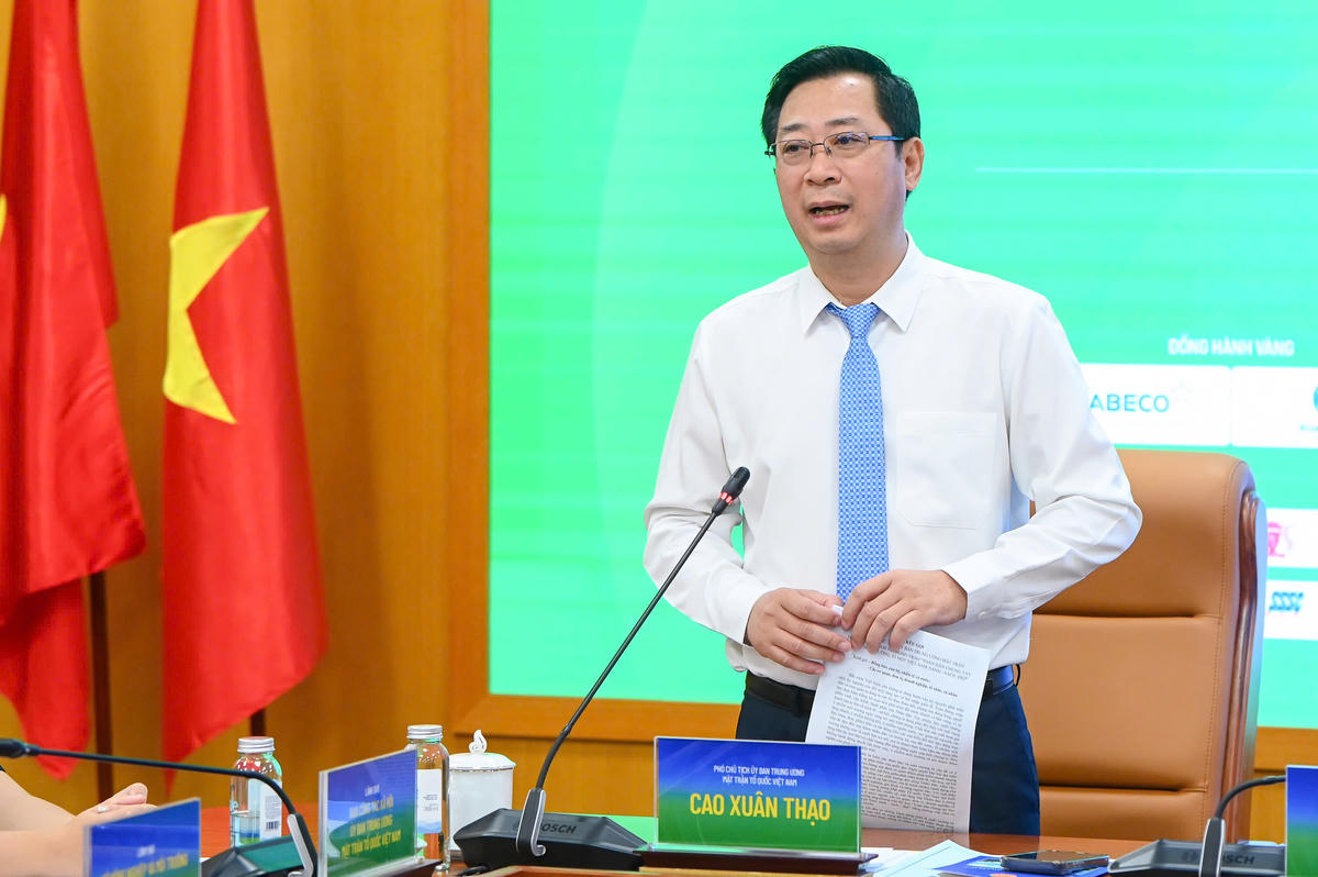 Phó Chủ tịch Cao Xuân Thạo khẳng định phong trào “Toàn dân chung tay bảo vệ môi trường, vì một Việt Nam xanh - sạch - đẹp” hướng tới thi đua thường xuyên, liên tục, có tiêu chí cụ thể.