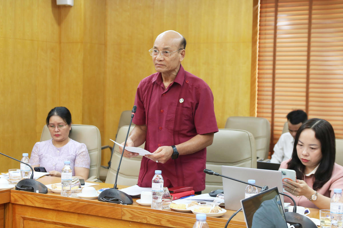 Ông Trần Anh Hòa - Bí thư chi bộ kiêm Trưởng ban Công tác Mặt trận phường Đống Đa (Hà Nội) phát biểu tại Hội nghị.