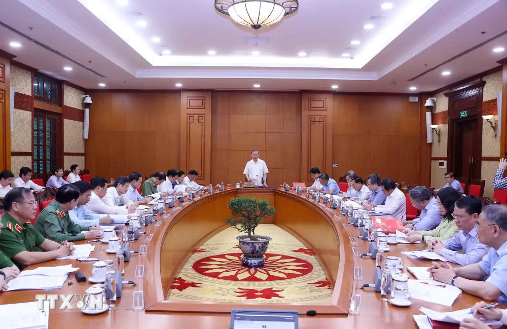 ttxvn-tong-bi-thu-chu-tich-nuoc-to-lam-chu-tri-cuoc-lam-viec-ve-de-an-xay-dung-xa-hoi-trat-tu-ky-cuong-an-toan-lanh-manh-van-minh-hai-hoa-2.jpg