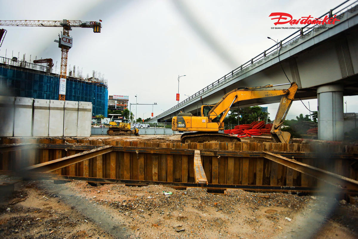 Sau 8 tháng thi công, hầm chui 750 tỷ đồng tại cửa ngõ phía Đông Hà Nội thi công thế nào?