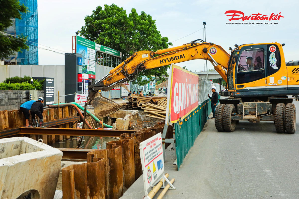 Sau 8 tháng thi công, hầm chui 750 tỷ đồng tại cửa ngõ phía Đông Hà Nội thi công thế nào?