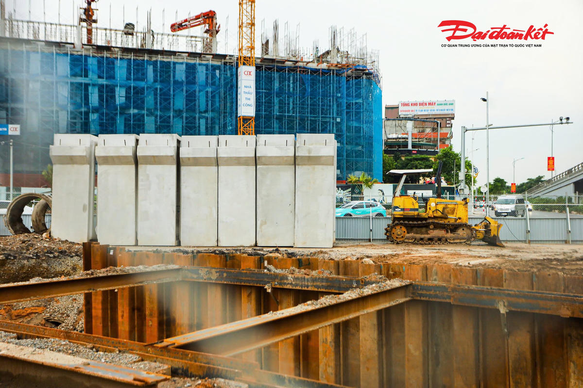 Sau 8 tháng thi công, hầm chui 750 tỷ đồng tại cửa ngõ phía Đông Hà Nội thi công thế nào?
