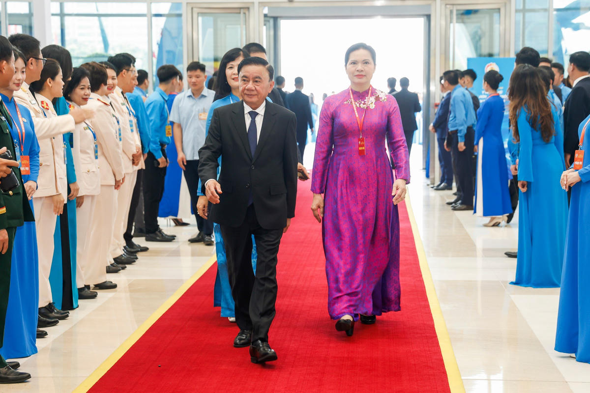 Ủy viên Bộ Chính trị, Thường trực Ban Bí thư Trần Cẩm Tú tới dự Đại hội. Ảnh: Quang Vinh