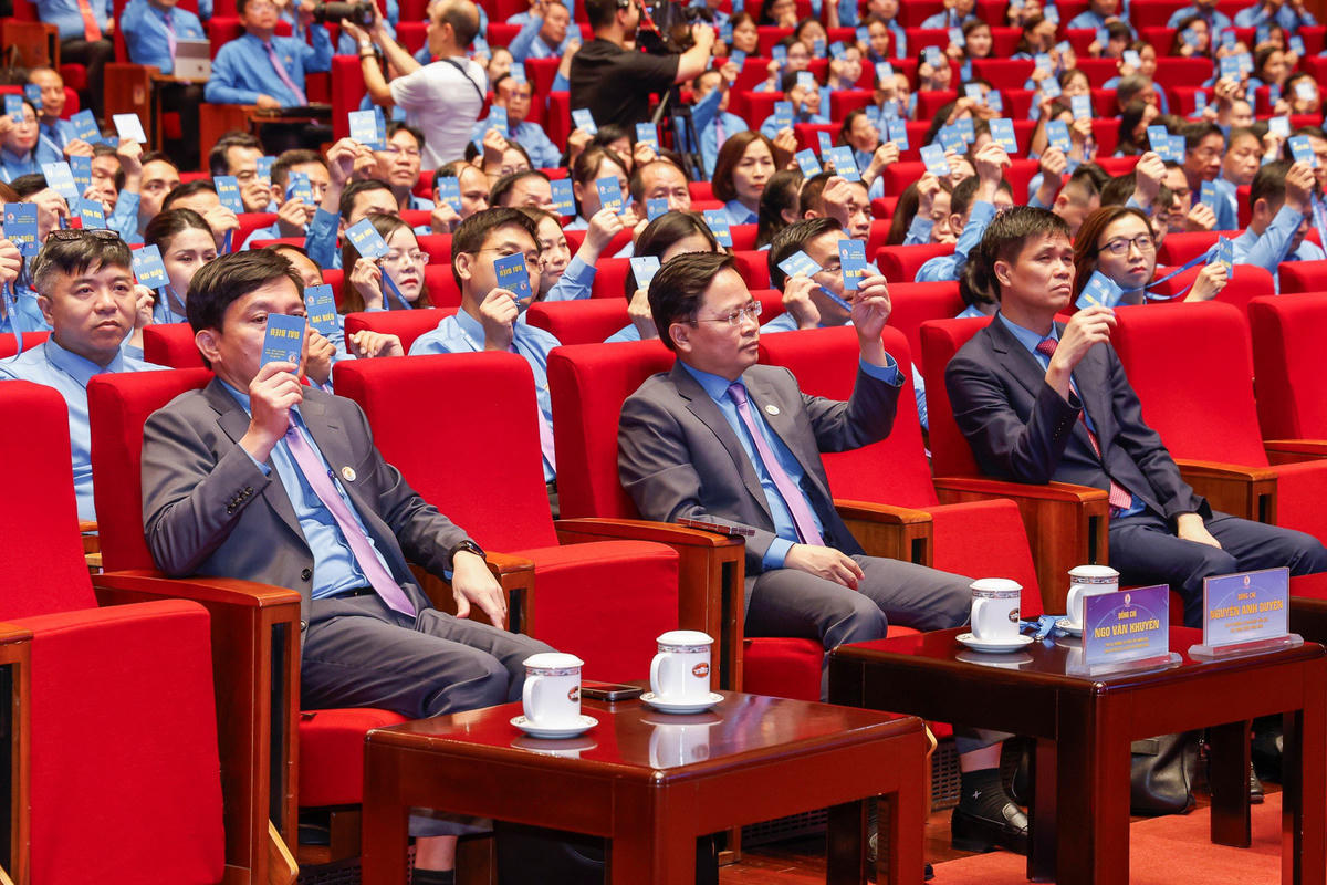 Nhiều tổ chức công đoàn và đối tác quốc tế gửi thông điệp chúc mừng, bày tỏ sự tin tưởng vào bước phát triển mới của Công đoàn Việt Nam trong nhiệm kỳ 2026-2031. Ảnh: Quang Vinh