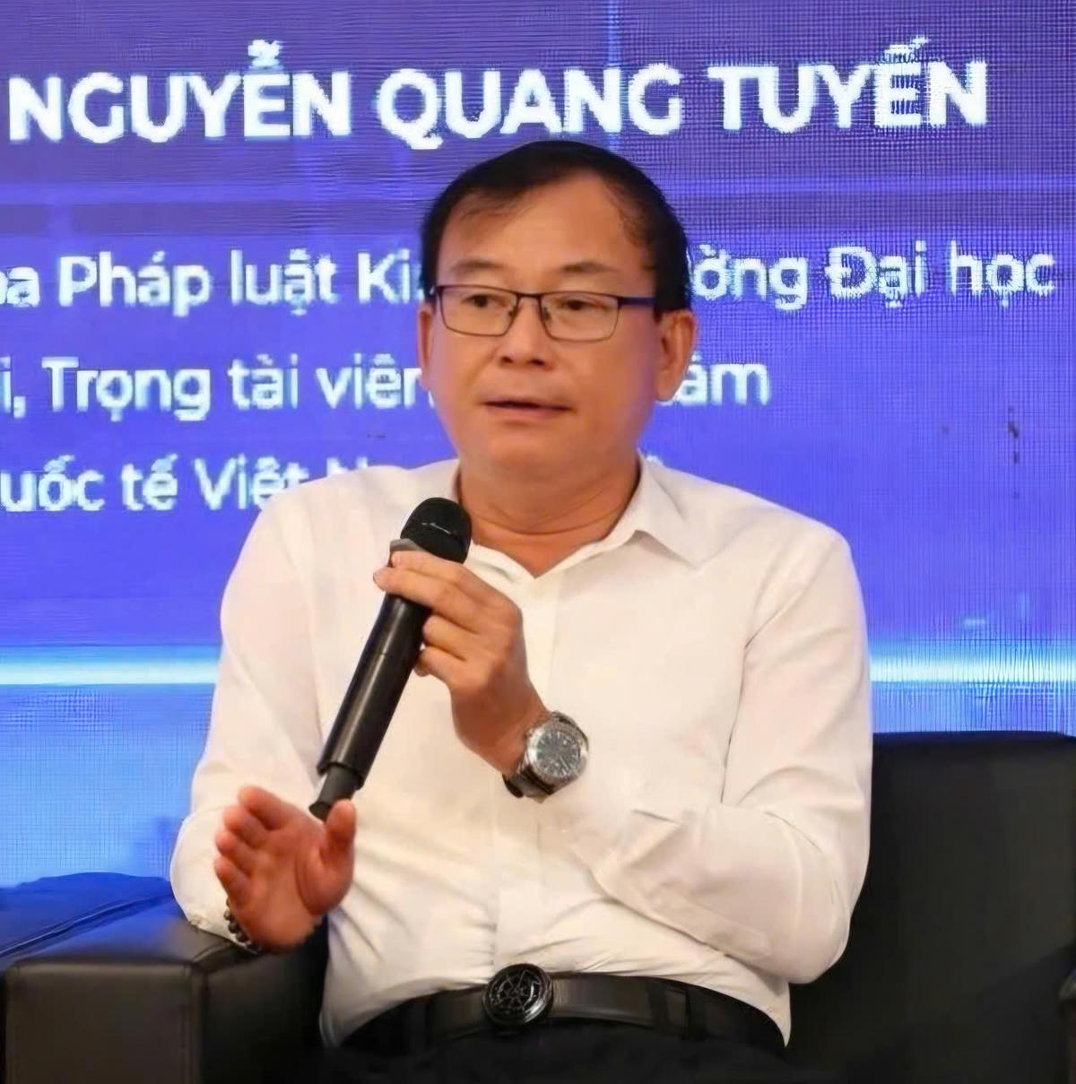 Phó Giáo sư, Tiến sĩ Nguyễn Quang Tuyến (Trưởng khoa Pháp luật Kinh tế, Trường Đại học Luật Hà Nội).&nbsp;