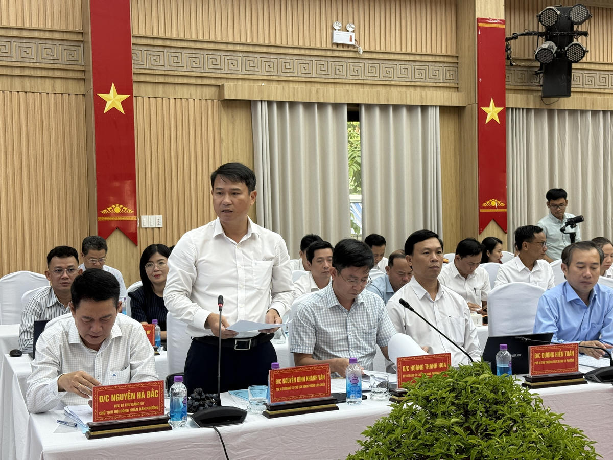 Ông Nguyễn Đình Khánh Vân, Bí thư Đảng ủy phường Liên Chiểu. Ảnh: Nguyễn Tú.