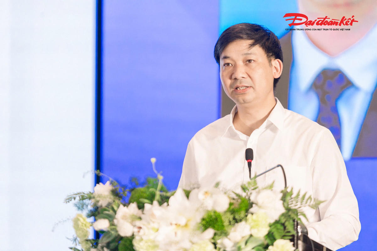 Ở góc độ địa phương, ông Nguyễn Văn Công - Phó Chủ tịch UBND tỉnh Quảng Ninh cho rằng, mô hình chính quyền hai cấp đang mở ra cơ hội quản trị thống nhất không gian biển, tạo động lực để các địa phương có biển phát triển.