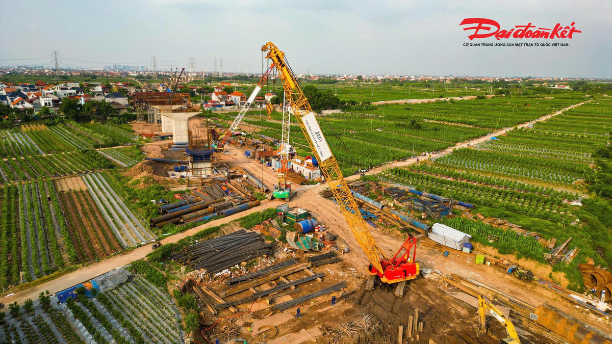 Tăng tốc thi công cầu Mễ Sở, nhiều hạng mục đã thành hình