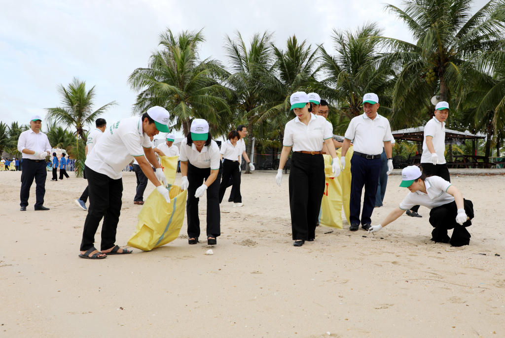 Quảng Ninh: Đồng loạt phát động hưởng ứng phong trào chung tay bảo vệ môi trường