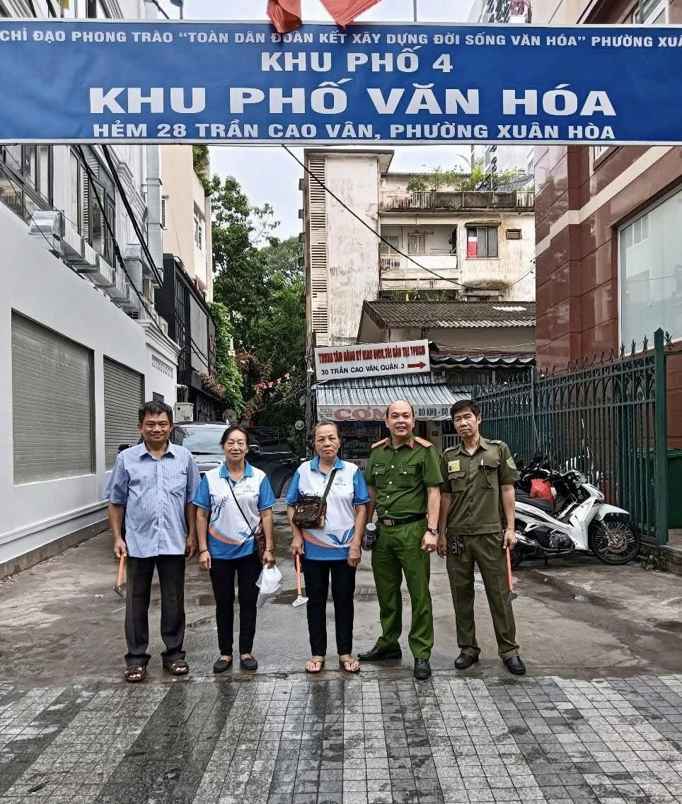 TP Hồ Chí Minh đồng loạt phát động phong trào thi đua ‘Toàn dân chung tay bảo vệ môi trường, vì một Việt Nam xanh - sạch - đẹp’