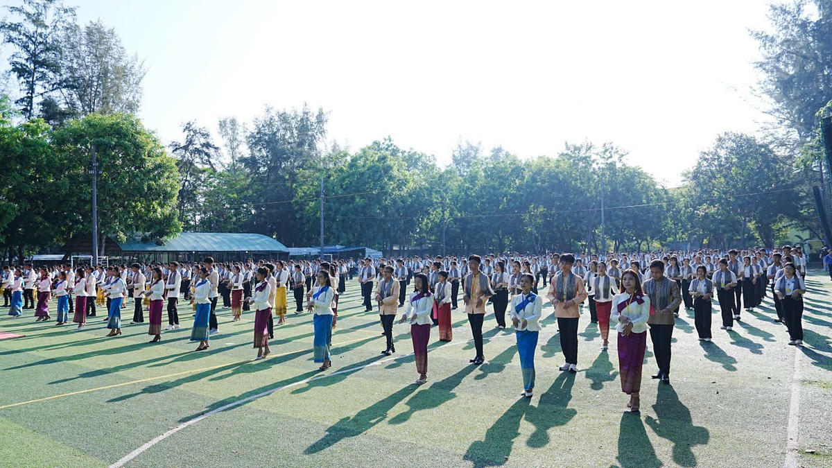 Gần 1.000 thầy trò Đại học Trà Vinh đồng diễn Saravan: Khắc tên di sản vào Bản đồ Tinh hoa Việt