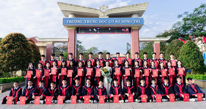 Thành tích của Lê Thùy Phương không chỉ là niềm vui của gia đình mà còn là niềm tự hào của Trường THCS Sông Trí.&nbsp;