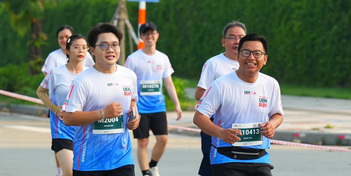 Nguồn kinh phí từ giải chạy sẽ sử dụng để trao học bổng cho sinh viên có hoàn cảnh khó khăn, phát triển cơ sở vật chất phục vụ đào tạo,... Ảnh: T.K