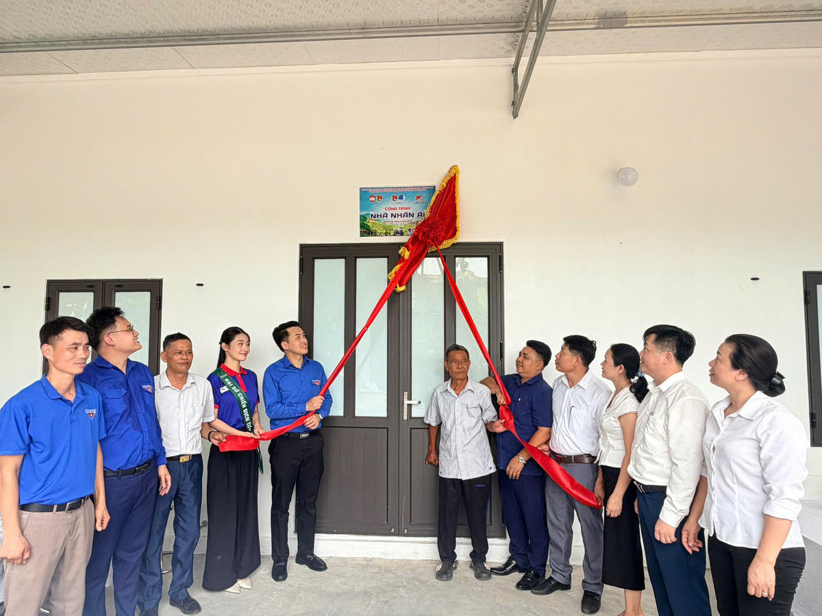 Thành Đoàn Hải Phòng khánh thành Nhà Nhân ái tại xã Việt Khê. Ảnh: TĐ.&nbsp;