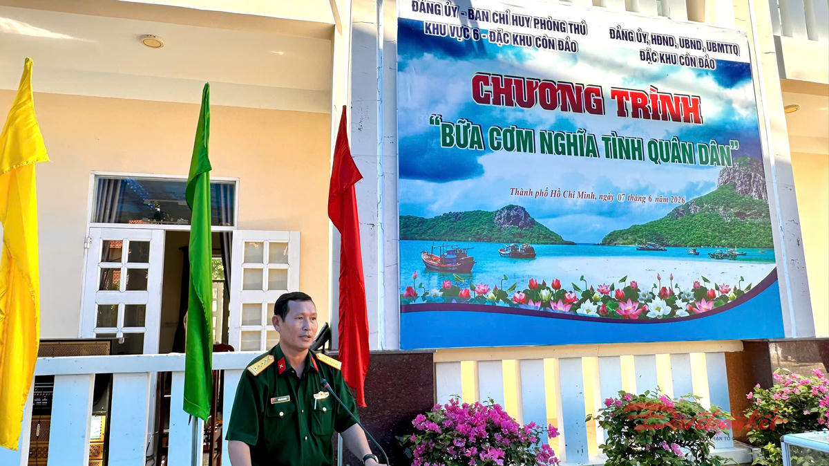 Ấm áp 'bữa cơm nghĩa tình quân - dân' tại Đặc khu Côn Đảo