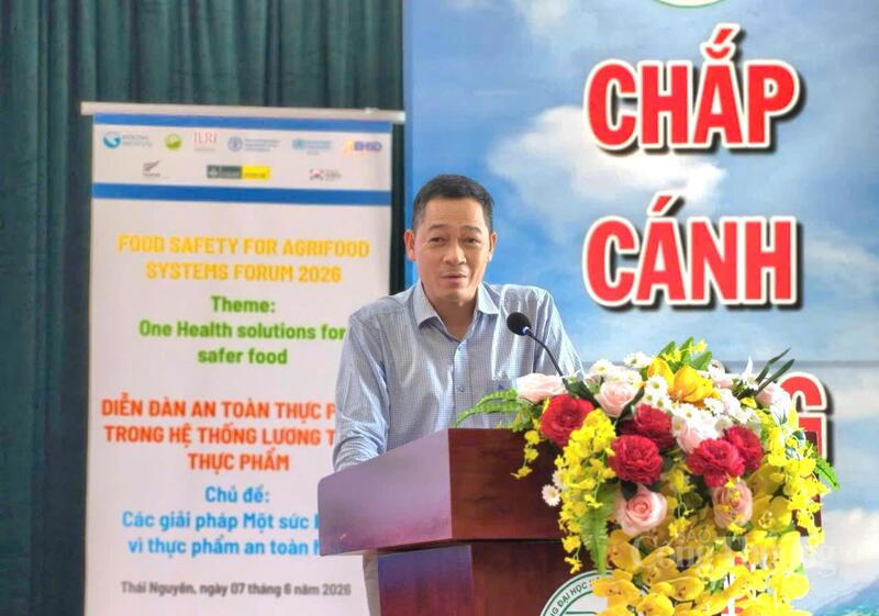 TS. Nguyễn Việt Hùng, Giám đốc ILRI khu vực châu Á phát biểu tại Diễn đàn. Ảnh: Chi Nguyễn.