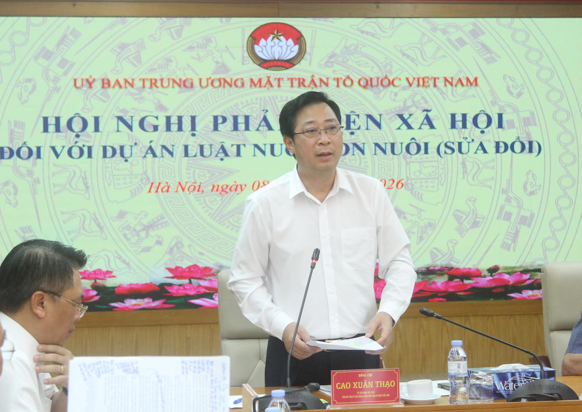 Phó Chủ tịch Ủy ban Trung ương MTTQ Việt Nam Cao Xuân Thạo phát biểu.