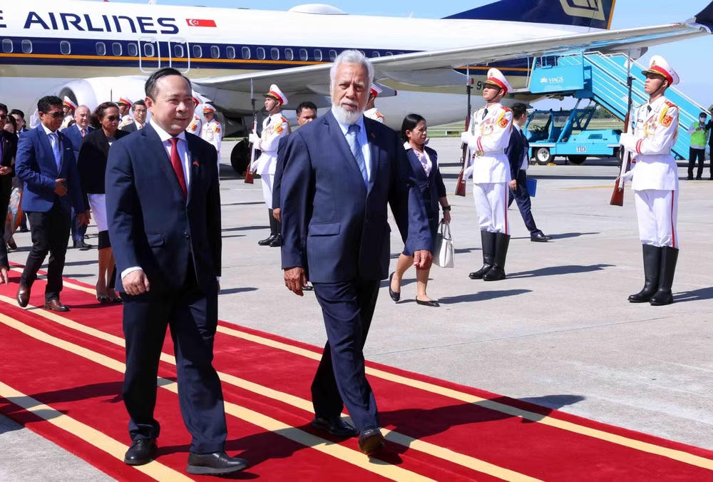 vna-potal-thu-tuong-timor-leste-den-ha-noi-bat-dau-tham-chinh-thuc-viet-nam-va-tham-du-dien-dan-tuong-lai-asean-lan-thu-ba-8810552.jpg