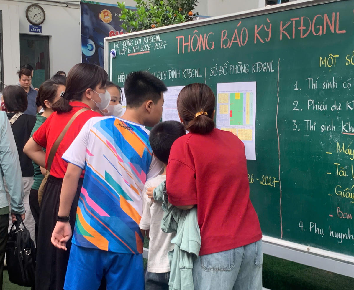 Hơn 1.000 thí sinh dự thi vào lớp 6 Trường THCS Lê Lợi