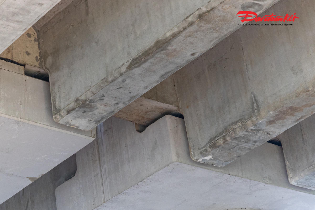 Phát hiện một số gối cầu xô lệch trên tuyến Vành đai 3 trên cao