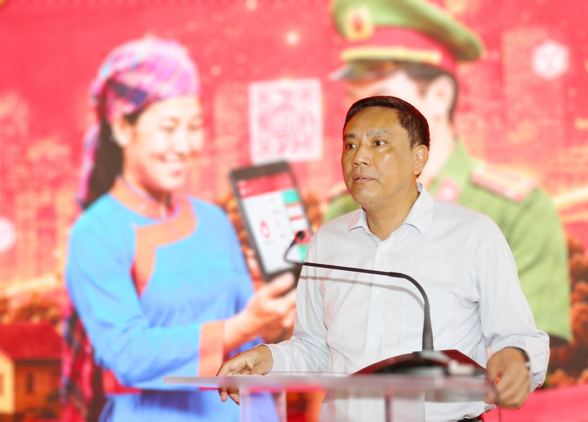 Phó Bí thư Thường trực Tỉnh ủy, Chủ tịch HĐND tỉnh Lào Cai Hoàng Giang phát biểu tại buổi công bố Quyết định. Ảnh: Hữu Huỳnh.
