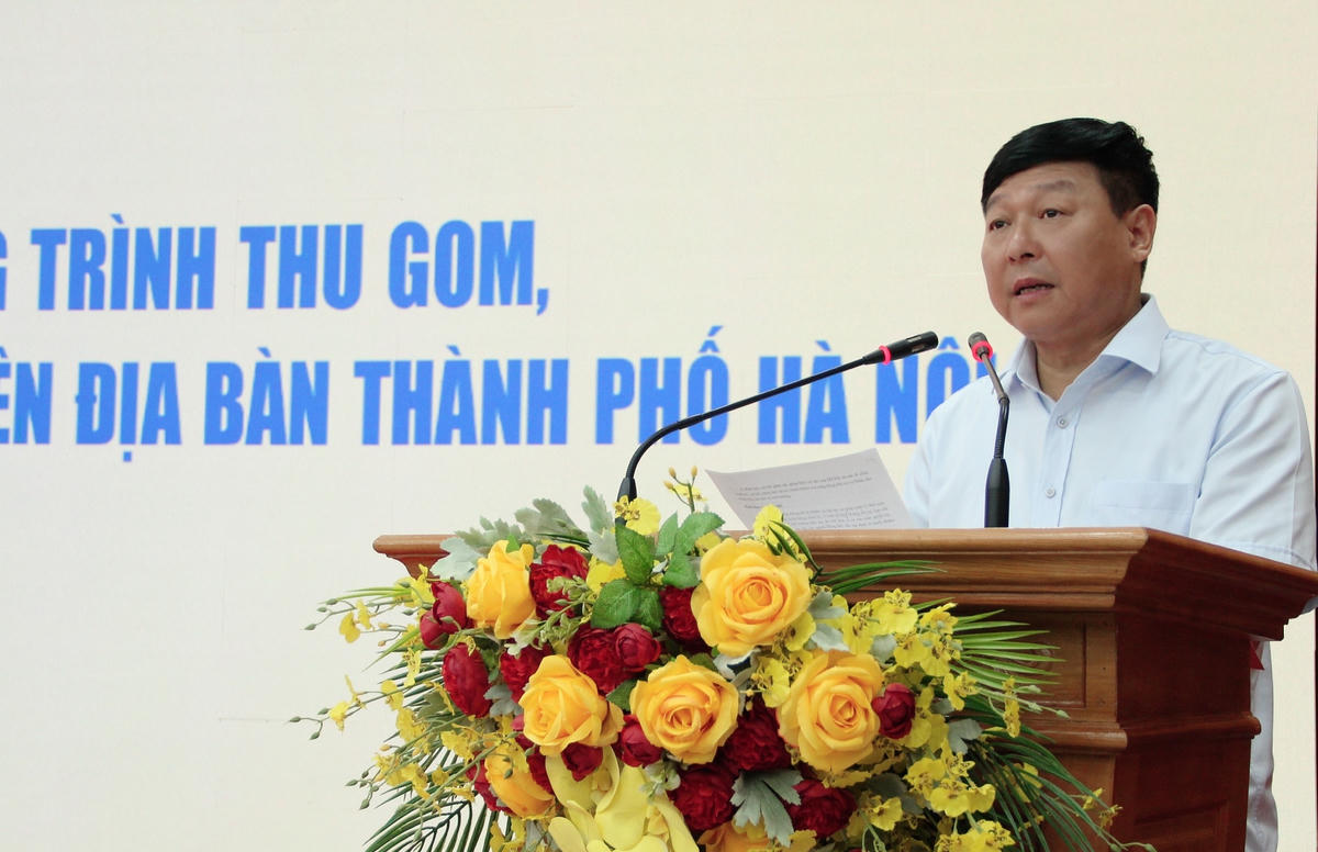 Ông Phạm Anh Tuấn - Phó Chủ tịch Ủy ban MTTQ Việt Nam thành phố Hà Nội phát biểu đề dẫn tại tọa đàm. Ảnh: PV