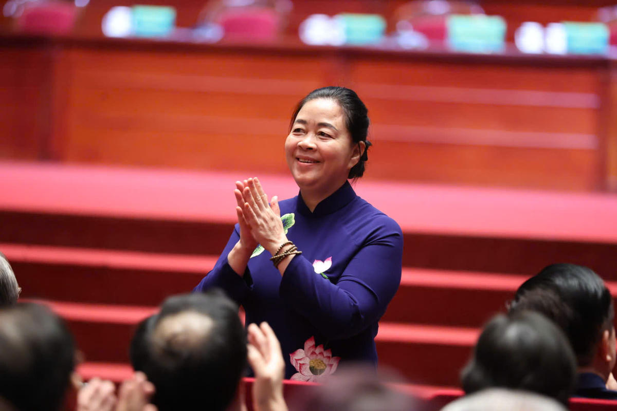Ủy viên Bộ Chính trị, Bí thư Trung ương Đảng, Chủ tịch Ủy ban Trung ương Mặt trận Tổ quốc Việt Nam Bùi Thị Minh Hoài dự Đại hội.&nbsp;
