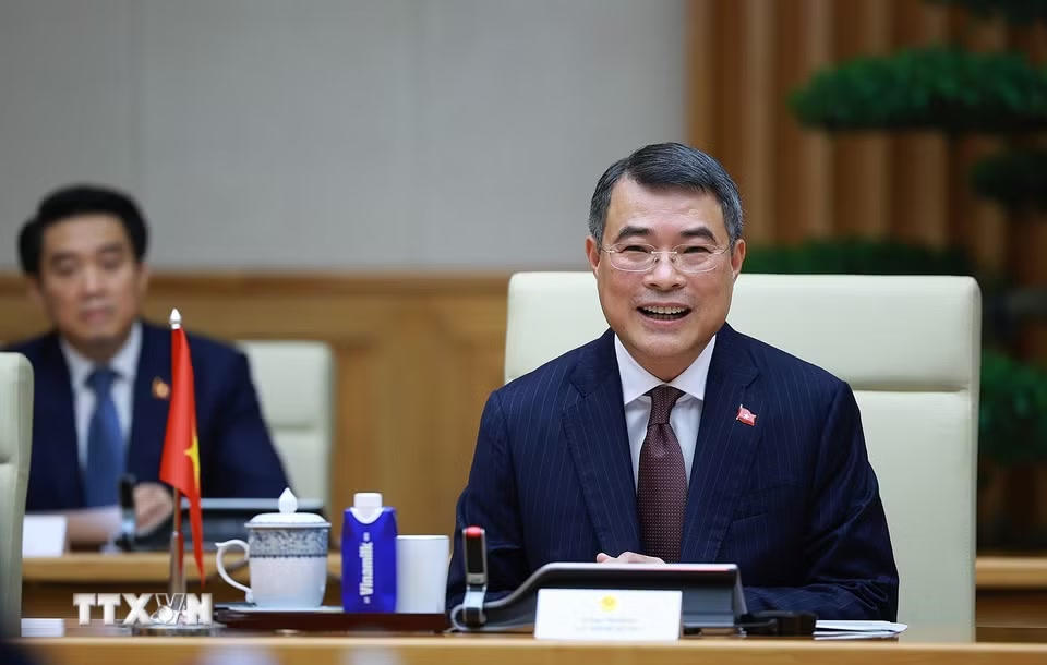 Thủ tướng Lê Minh Hưng phát biểu tại cuộc hội đàm với Thủ tướng Vương quốc Thái Lan Anutin Charnvirakul. (Ảnh: Dương Giang/TTXVN)