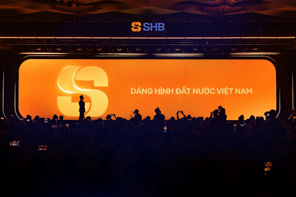 Logo mới của SHB lấy cảm hứng từ dáng hình đất nước.