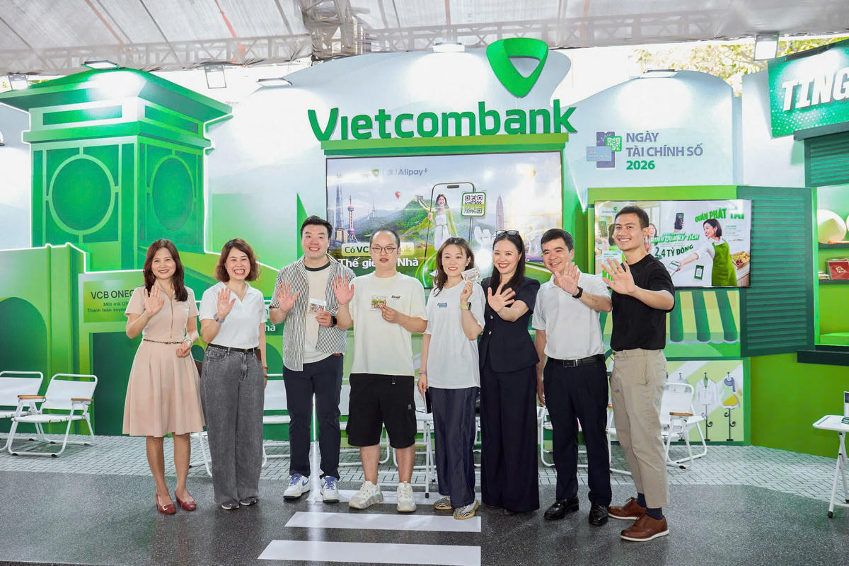 Vietcombank chuẩn bị nhiều quà tặng ý nghĩa gửi đến khách hàng tham gia trải nghiệm dịch vụ tại Lễ hội Ngày Tài chính số 2026
