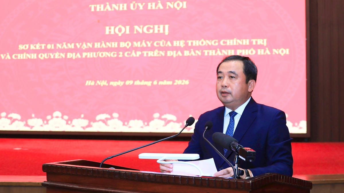 Bí thư Thành ủy Hà Nội Trần Đức Thắng phát biểu tại hội nghị. Ảnh: QT