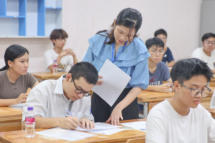 Chống gian lận bằng AI ở kỳ thi tốt nghiệp THPT 2026