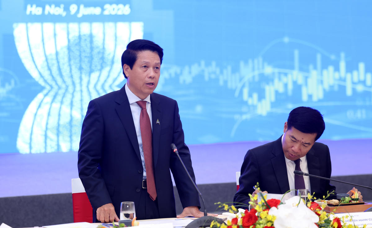 Phó Thống đốc Ngân hàng Nhà nước Phạm Tiến Dũng phát biểu tại Tọa đàm - Ảnh Đức Tuân