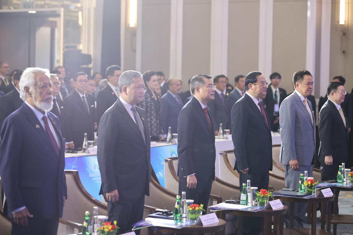 Thủ tướng Chính phủ Lê Minh Hưng, Thủ tướng Lào Sonexay Siphandone, Thủ tướng Campuchia Hun Manet, Thủ tướng Thái Lan Anutin Charnvirakul và Thủ tướng Timor-Leste Kay Rala Xanana Gusmão, Tổng Thư ký ASEAN Kao Kim Hourn dự Diễn đàn Tương lai ASEAN 2026 - Ảnh: Nhật Bắc