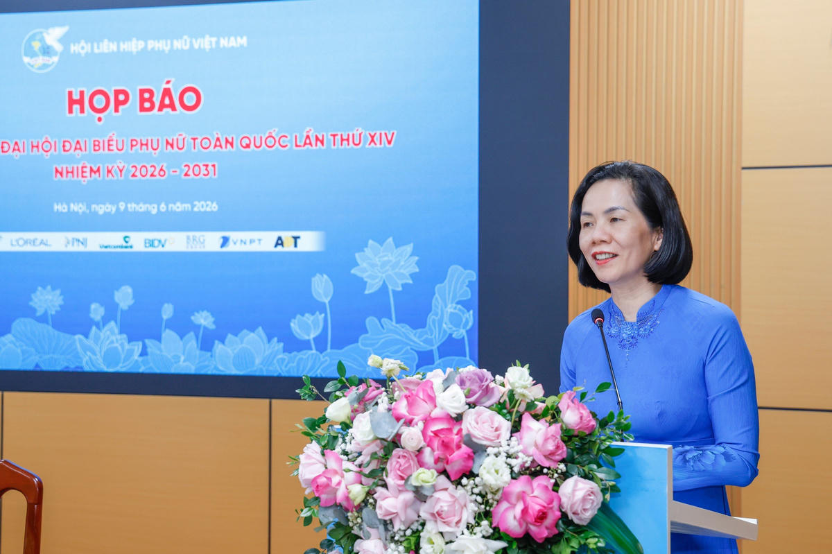 Bà Nguyễn Thị Minh Hương, Phó Chủ tịch Trung ương Hội Liên hiệp Phụ nữ Việt Nam phát biểu tại buổi họp báo. Ảnh: Quang Vinh