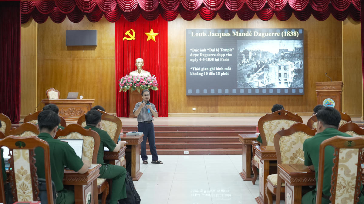 TP Hồ Chí Minh: Tập huấn báo chí, phát thanh, truyền hình về quân đội, quốc phòng năm 2026