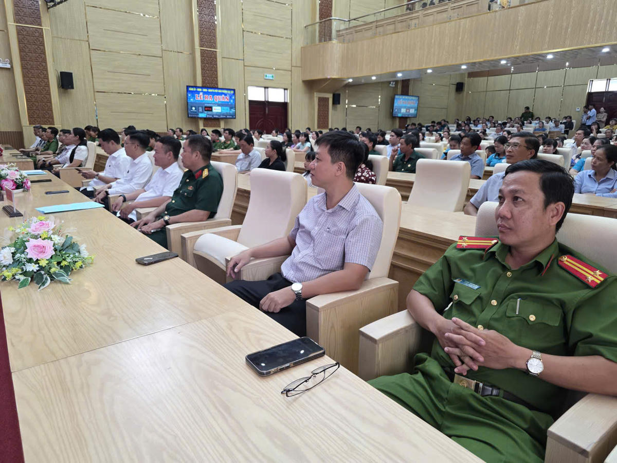 Quang cảnh Lễ ra quân xây dựng “Mô hình số tại cơ sở” tại phường Bạc Liêu. Ảnh: Nguyên Du